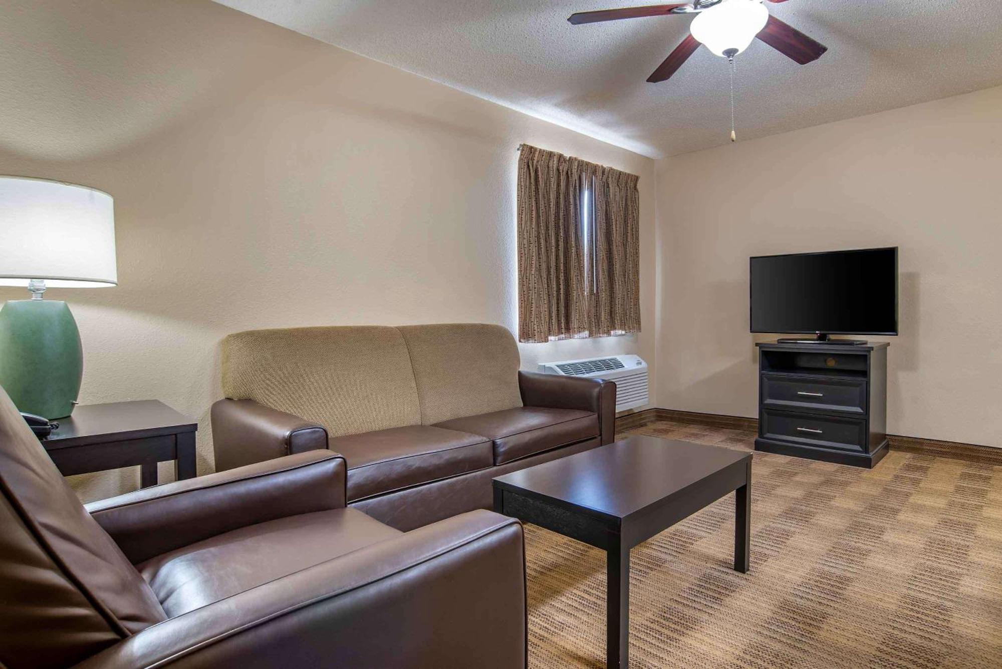 Extended Stay America Select Suites - Houston - Willowbrook - Hwy 249 Exterior photo